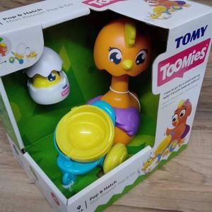 Tomy Toomies POP & HATCH gets your baby crawling